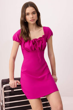 TRENDYOLMILLA Beyaz Duz Bodycone Krep Mini Dokuma Elbise TWOSS24EL00874  фото 32