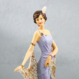 Фигура полистоун «Леди в сиренево-фиолетовом платье с накидкой», 13×9×31.5 см