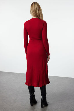 TRENDYOLMILLA Kahverengi Midi Triko Bisiklet Yaka Elbise TWOAW21EL0422 фото 37