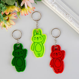 Цена за 12 шт. Брелок пластик светоотражающий "Зайчик - Привет!" МИКС 6,7х4,1 см