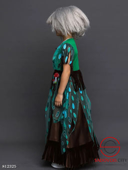 Платье с подъюбником и парик