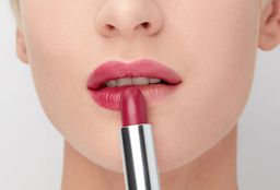 ARTDECO Помада для губ увлажняющая PERFECT COLOR LIPSTICK тон 926, 4 г  фото 2