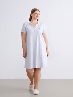 Ka??k Yaka Bask?l? Hamile Gecelik