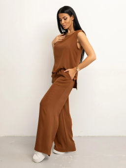 Костюм женский, цвет коричневый