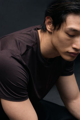 Camiseta de deporte de malla con DryMove - H&m фото 11