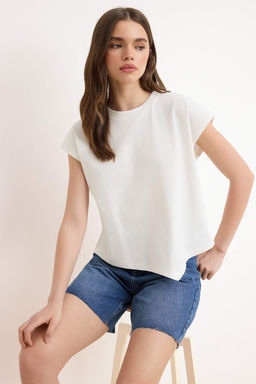 Ekru Duz Relaxed Bisiklet Yaka Dusuk Kol K?sa %100 Pamuk Orme T-Shirt TWOSS26TS00253 - Trendyolmilla фото 2
