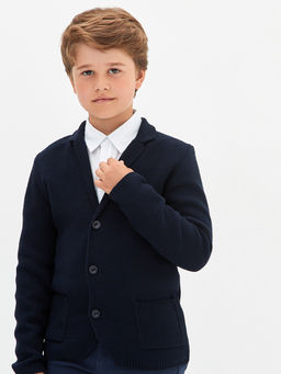 Темно-синий пиджак