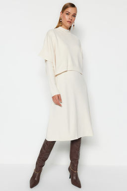Ekru Midi Triko Super Genis Kal?p Suveterli Elbise TWOAW24EL00012