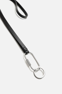 LEATHER PENDANT KEYRING - Zara фото 4