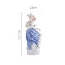 Статуэтка Дама 29 см / HP025 /уп 30/ - Галеонтрейд фото 2