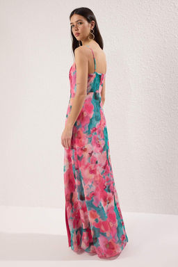 Trendyolmilla Cok Renkli Cicekli Y?rtmac Detayl? Sifon Ucus Ucus Uzun Abiye Mezuniyet Elbisesi TPRSS25AE00186 фото 5