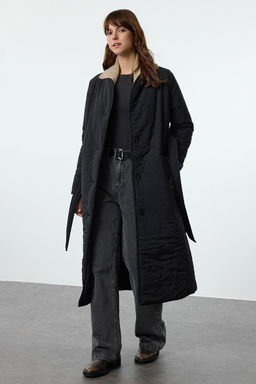 Siyah Oversize Kal?p Kusakl? Su iticili Uzun Kapitone Sisme Mont TWOAW25MO00186