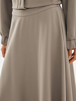 Beli Lastikli Kad?n Etek