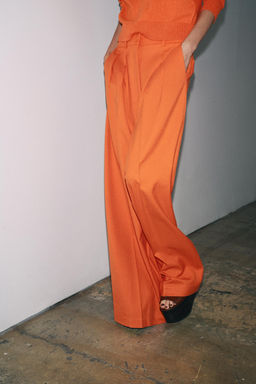 ZW COLLECTION WIDE-LEG DARTED TROUSERS - Zara фото 2