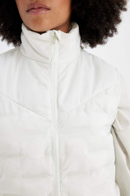 Водоотталкивающий надувной жилет для спортсменов DeFactoFit с воротником-стойкой  фото 5