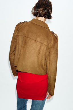 CHAQUETA CORTA EFECTO ANTE / Tostado - Zara фото 6
