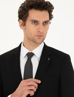 Черный костюм узкого кроя - Cacharel фото 4