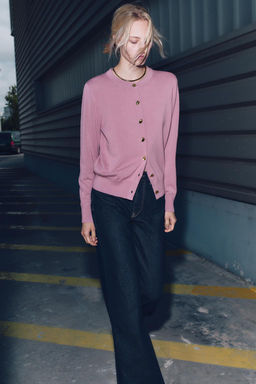 PLAIN KNIT CARDIGAN WITH GOLD BUTTONS - Zara фото 7