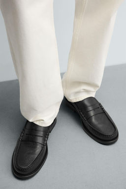 LIMITED EDITION LEATHER LOAFERS