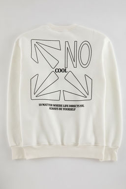 Beyaz Regular/Normal Kesim Kabar?k Yaz? Bask?l? Ici Polarl? Sweatshirt TMNAW25SW00190 - Trendyolmilla фото 6