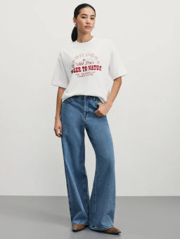 Футболка оверсайз с принтом / Zarina