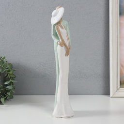 Фигурка полистоун Пара влюблённых, зелёный с цветом дерева, 8?6.5?31.5 см