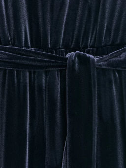 Комбинезон из бархата / Zarina