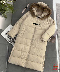 Куртка женская с меховым капюшоном