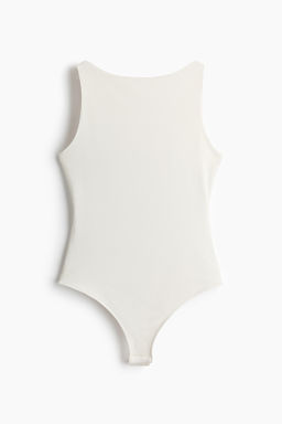 Body tanga con detalle girado