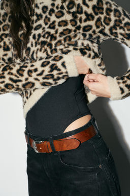 ANIMAL PRINT FAUX FUR KNIT JUMPER - Zara фото 7