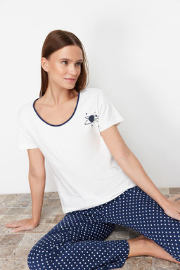 Trendyolmilla Beyaz-Cok Renkli Pamuklu Puantiyeli Orme Pijama Tak?m? THMSS24PT00323
