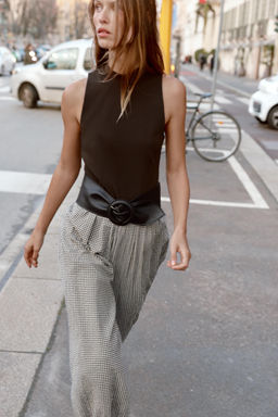 MONO COMBINADO CUADRO VICHY CINTUR?N / Marr?n - Zara фото 4