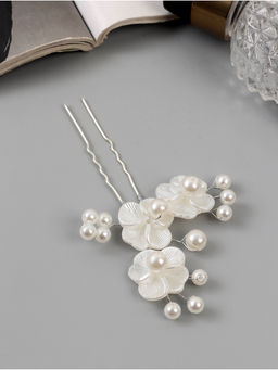 Цена за 3 шт. Шпилька для волос «Эмилия», резные цветы шарики, 9×6 см, белая