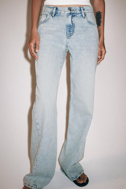 JEANS ZW COLLECTION RELAXED FLARE TIRO BAJO / Azul claro - Zara фото 2