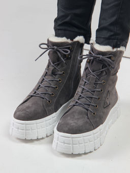 Ботинки 216.212131w. серый замок замша/Байка