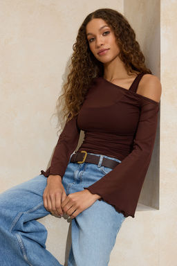 Haki Fitted/Vucuda Oturan Asimetrik Yaka Cift Gorunumlu Buzgulu Tul Orme Bluz TWOSS26BZ00071 - Trendyolmilla фото 6