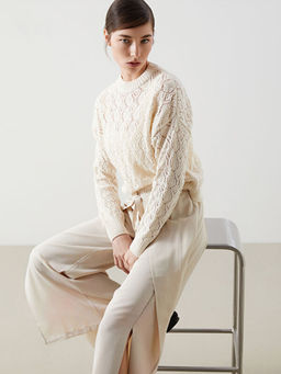 Bisiklet Yaka Ajurlu Kad?n Triko Kazak