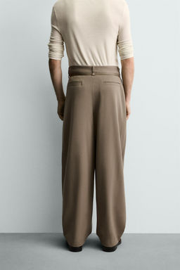 BALLOON FIT TROUSERS WITH PLEATS AND BELT - Zara фото 3