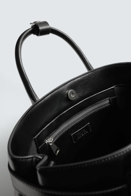 BOLSO DE MANO CINTUR?N / Negro - Zara фото 4