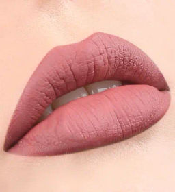 LUXVISAGE Блеск для губ "PIN-UP" № 18 5г Сливочное пралине (5)