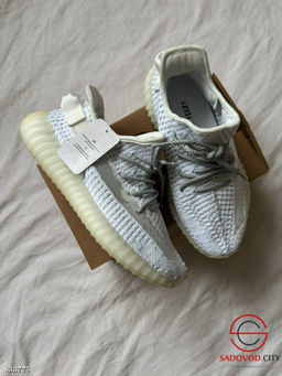 Кроссовки женские весенние