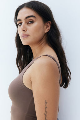 Top de tirantes en microfibra - H&m фото 4