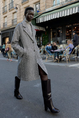 HERRINGBONE COAT