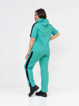 Костюм женский, цвет зеленый