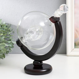 Фигурка «Сувенирный графин. Череп в шаре», 850 мл, 27×16.5×36 см