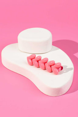 Заколка для волос зажим, арт. 71775 / 10 СЕРДЕЧКИ (в наборе: 1шт., 6,7 см, черный металл, полиэфирная смола, цвет: розовый, подложка из мелованного картона + ПЭТ-пакет с европодвесом)