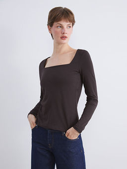 Kare Yaka Kad?n Ti??rt