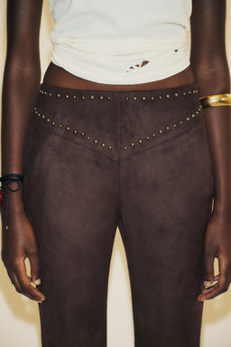 STADDED FAUX SUEDE FLARE TROUSERS - Zara фото 4