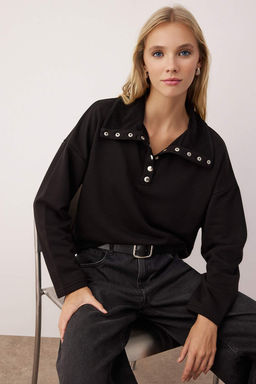 Siyah Kal?n Sardonsuz C?tc?t Detayl? Relaxed/Rahat Kesim Orme Sweatshirt TWOAW26SW00010