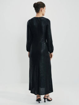 Платье из блестящей ткани с разрезом / Zarina